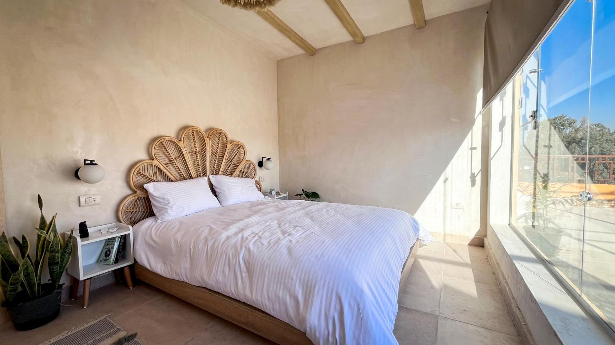 Boho Getaway With Pyramids View & Jacuzzi Appartement Giza Buitenkant foto