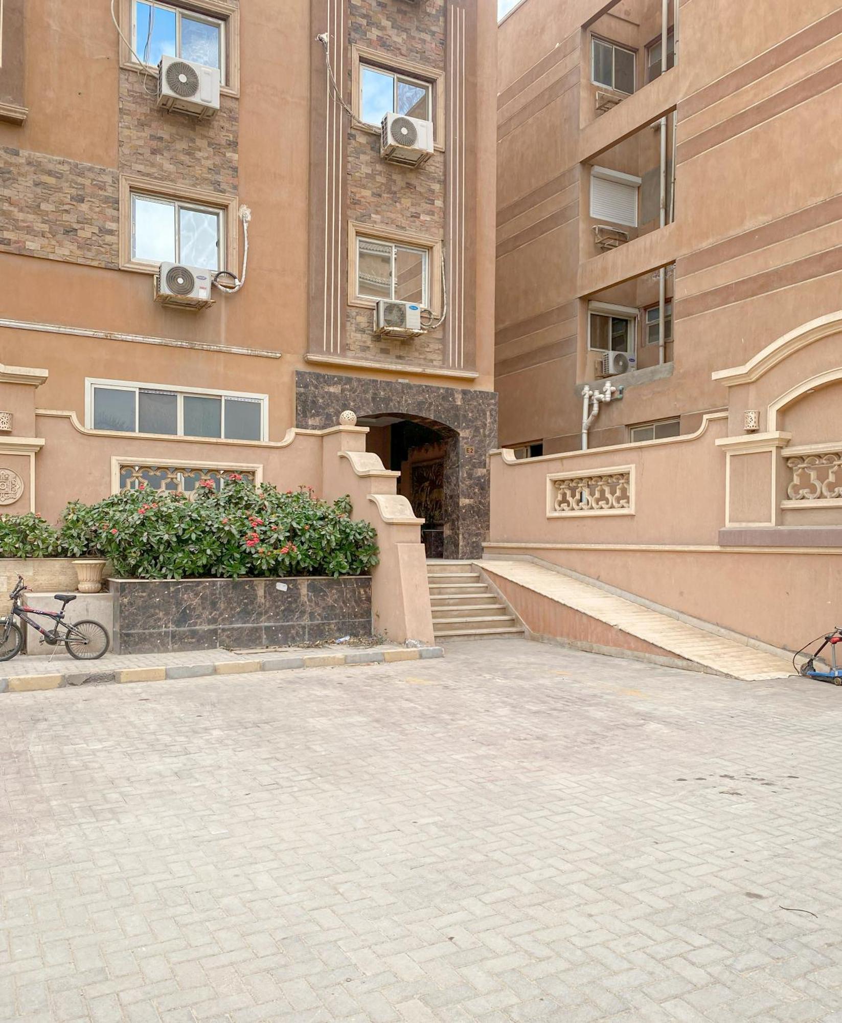 Boho Getaway With Pyramids View & Jacuzzi Appartement Giza Buitenkant foto